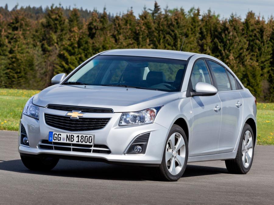  Chevrolet Cruze 2012 года  (фото 1 из 4)